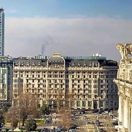 Aosta 3* Milan